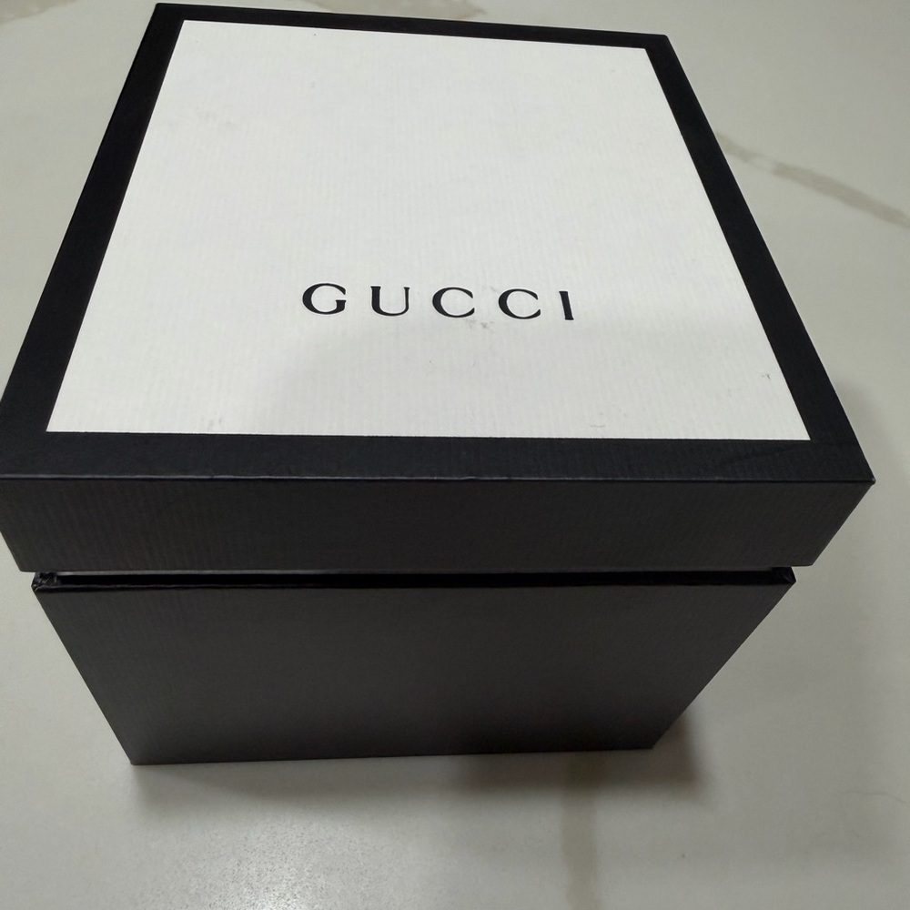 Gucci Rectangular Silver Watch With Green And Red… - image 3